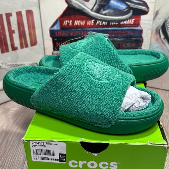 New Unisex Sandals Crocs Classic Towel Slide Multiple Sizes W6 - Picture 2 of 14